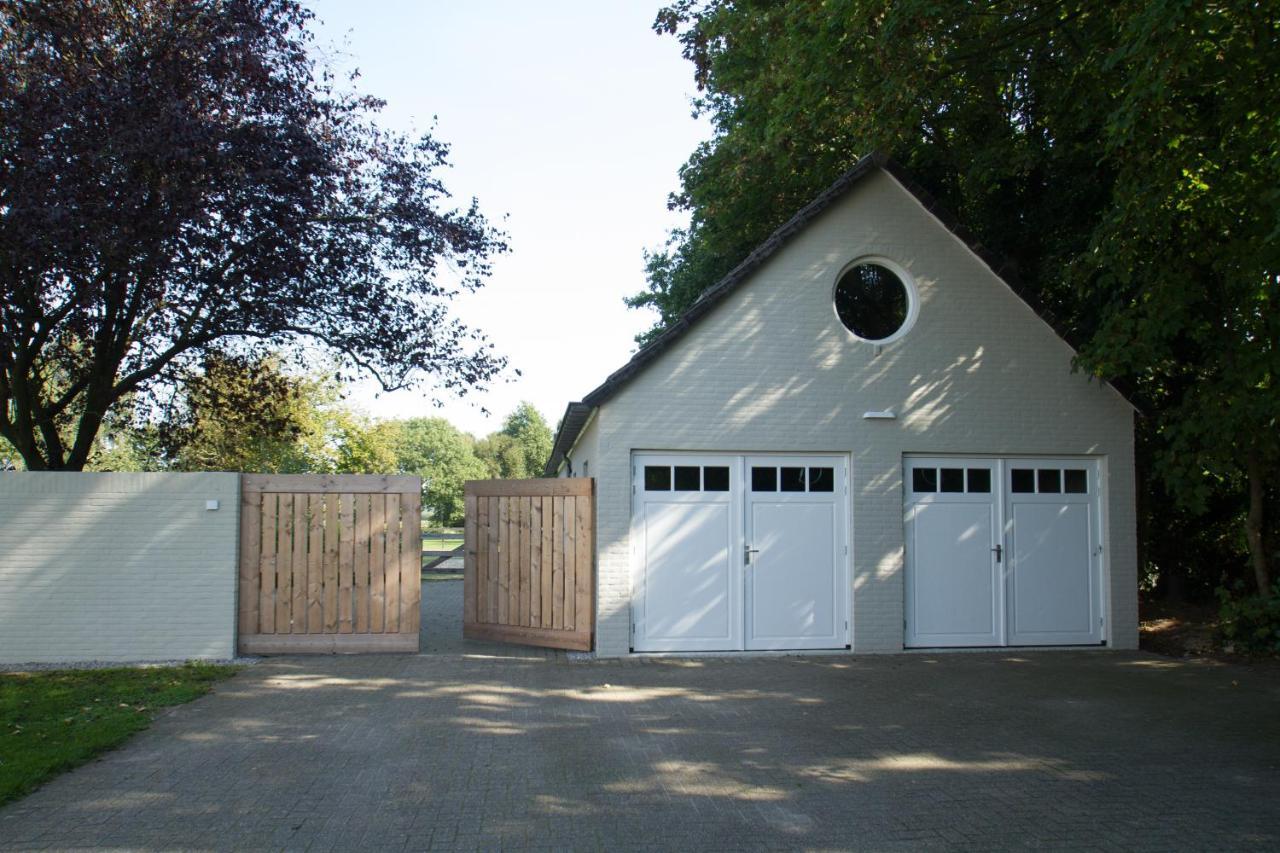 Het Rooversnest Riel Exteriér fotografie